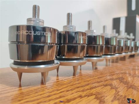 Isoacoustics Gaia Ii X Carpet Spikes X For Sale Uk Audio Mart