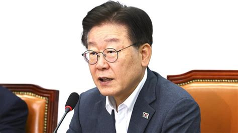 韓国医療界「野党代表の『ヘリ上京』は異例ブリーフィングは治療医師がするべき」 ライブドアニュース