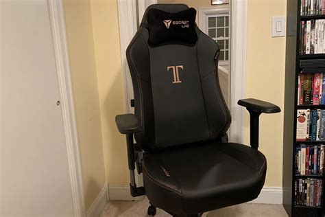 13 Amazing Titan Gaming Chair for 2023 | CitizenSide