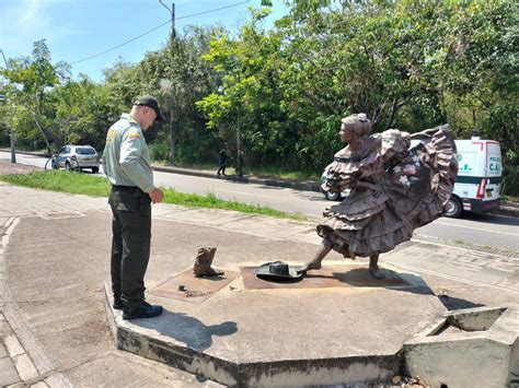 Policía Recupera Una Estatua De Interés Cultural Robada En El Huila