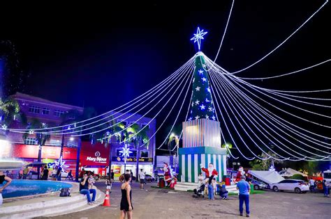 Luzes de Natal são acesas no Palácio Rio Branco confira a programação