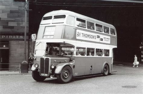 Aec Rt Type Hlw200 An Ex London Transport Aec Rt Type Bus Flickr