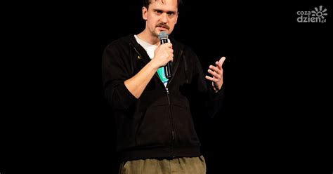 Stand Up Cezary Jurkiewicz Hej Einstein Zdj Cia