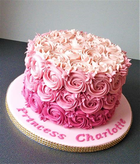 Pin By Adriana Sandoval On Giovanna 1 Barbie Birthday Cake Queens