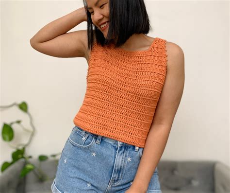 Summer Crochet Cropped Top Free Pattern KnitcroAddict