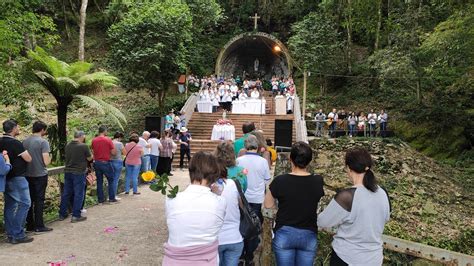 Procissão e Santa Missa em Honra Nossa Senhora de Lourdes Paróquia