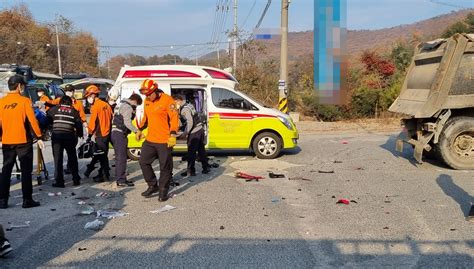 계룡서 오토바이·덤프트럭 부딪쳐 오토바이 운전자 사망 연합뉴스