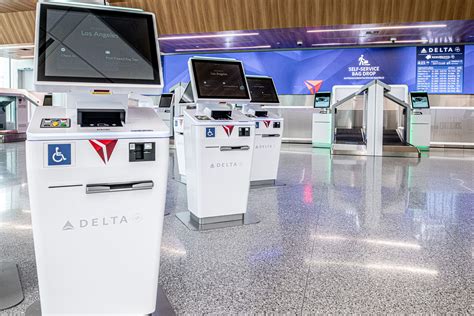 LAX-Headhouse-Kiosk-1 | Delta News Hub