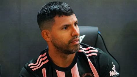 El Kun Agüero sufre una arritmia en pleno directo con Ibai Llanos