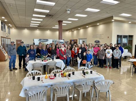 Serving More Than a Thanksgiving Meal: How Volunteers, Iowa Central