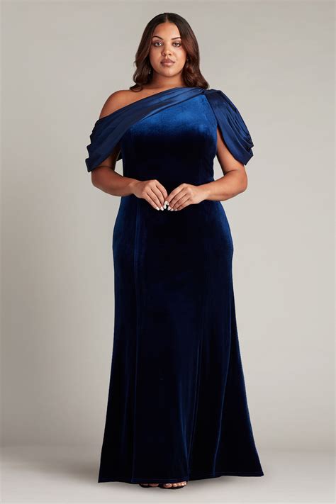 Copley Shoulder Drape Velvet Gown - PLUS SIZE | Tadashi Shoji