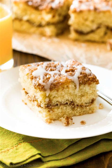 Old Fashioned Sour Cream Crumb Cake Sallys Baking Addiction