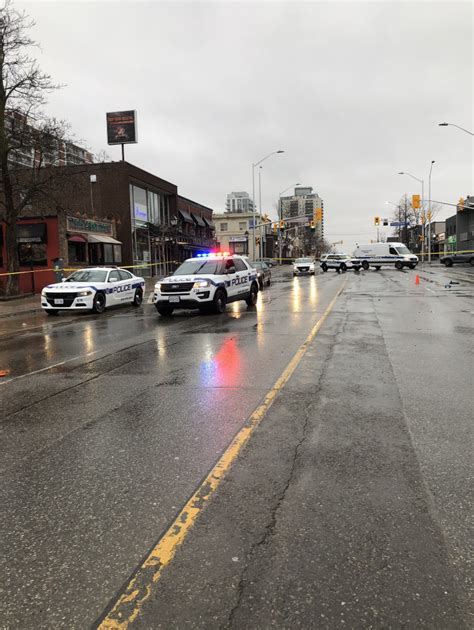 Photos Man Dead After Crashing Vehicle Near Restaurant In Mississauga