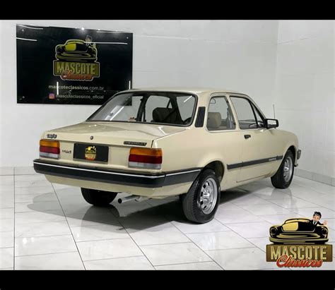 Chevrolet Chevette SL 1 6 S 1988 Cor Bege Arpoador Interior Marrom