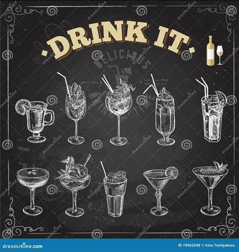 Insieme Disegnato A Mano Di Schizzo Dei Cocktail Alcolici Illustrazione