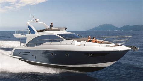 Azimut Yachts นำเข้าเรือ Azimut 50 รับเทรนด์ตลาดหรู Motortrivia