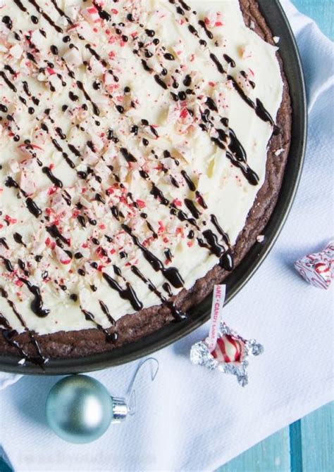 Peppermint Brownie Pizza Recipe Peppermint Brownies Desserts Peppermint Dessert