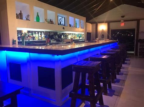 THE NAKED PIRATES RUM BAR St Martin St Maarten Restaurant Bewertungen Telefonnummer