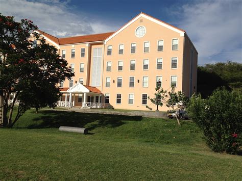 Lunch at Durans...: Grenada and Medical School