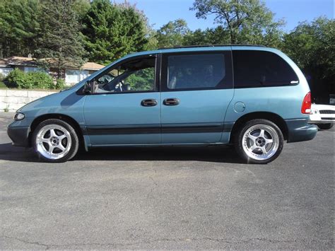 Dodge Caravan 1996 Dossierkievua