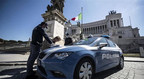 Coronavirus Da Domani A Roma Controlli A Tappeto Su Tutte Le Auto