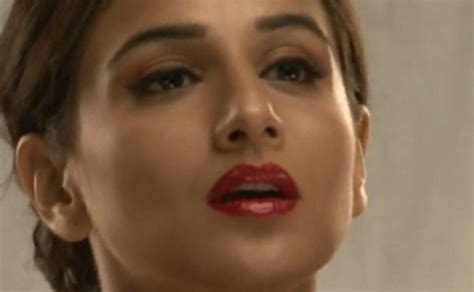 Vidya Balan Actress Hot Photoshoot Stills Cinindya