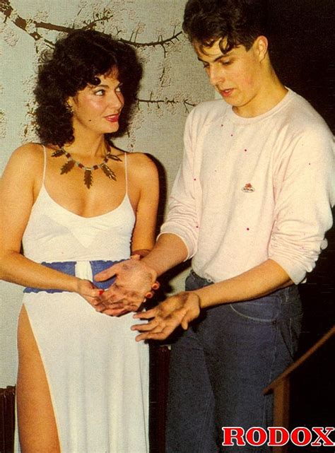 Retro Porn Classic Retro Wife With A Nice XXX Dessert Picture 16