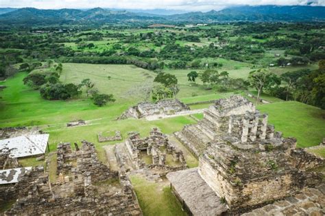 Toniná La joya oculta de la cultura maya MexicoTrip Viaja por México