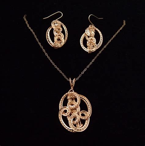 Celtic Love Knot Jewelry – Art Jewelry Store