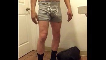 Billy masturbándose en el trabajo XVIDEOS