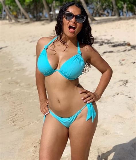 Salma Hayek Nude Photos Videos