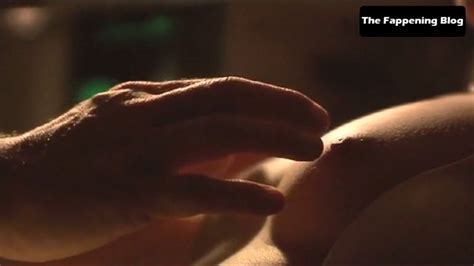 Elisha Cuthbert Nude Sexy 240 Photos GIFs Videos Updated TheFappening