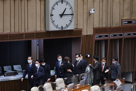 윤석열 정부 첫 예산안 처리금투세 도입·가상자산 과세 2년 유예 매일신문