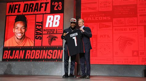 Falcons Select Texas RB Bijan Robinson With No 8 Overall Pick In 2023