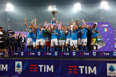 Napoli Scudetto Al Cielo Osimhen E Simeone In Gol Festa Al Maradona