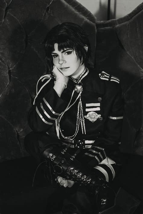 Guren Ichinose Cosplay | Castle Morningstar Senior Portrait Session ...