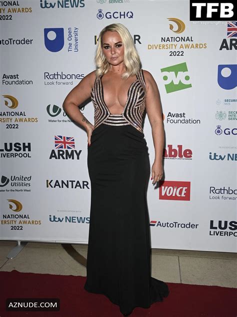 Jennifer Ellison Sexy Seen Flaunting Her Hot Cleavage At The National Diversity Awards In