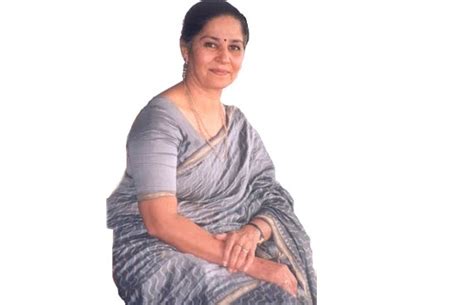 Suhasini Mulay Wiki, Biography, Age, Marriage, Husband, Hot Photos