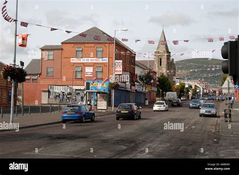 Shankill Paramilitary Hi Res Stock Photography And Images Alamy