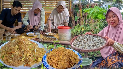 Hujan Gerimis Sore Di Kampung Makan Bersama Masak Balita Teri Dangdut