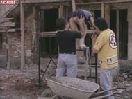 Naked Unknown Latina in Vuelven los albañiles