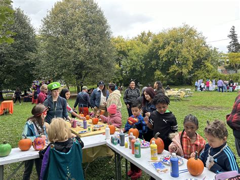 Encuentre Eventos Gratuitos De Halloween Y Otoño En Su Vecindario