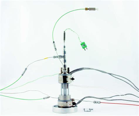 IUCr A Low Cost X Ray Transparent Experimental Cell For Synchrotron