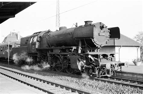 DB 23 042 Henschel 1954 Bw Bestwig Vor E 682 Kassel Ha Flickr