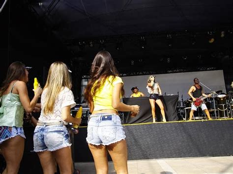 INFORME GERAL ITABUNA biquínis sensuais gatas curtem festa na