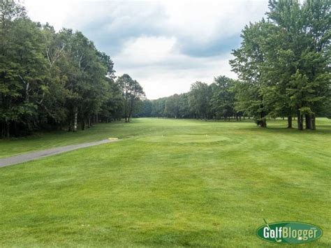 Michaywe Pines Golf Course Review - GolfBlogger Golf Blog