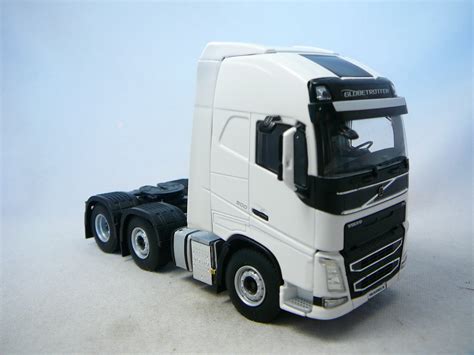 Volvo Fh4 Globetrotter Xl 6x2 Tracteur Routier Miniature 1 50 Wsi Wsi