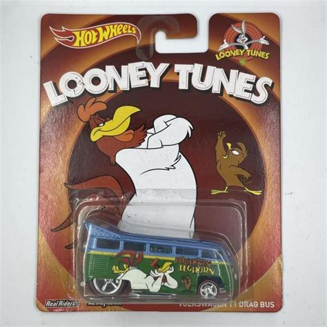 Hot Wheels Volkswagen T1 Drag Bus Looney Tunes Shopee Malaysia