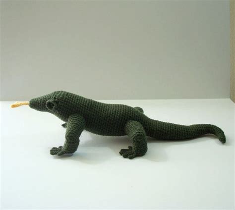 komodo dragon plush toy - Neta Halstead