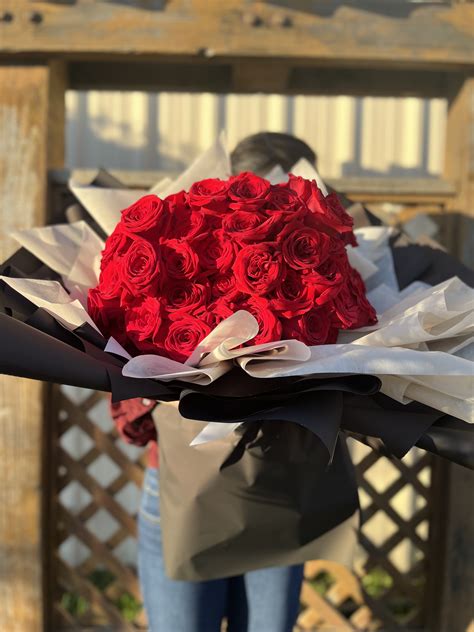 100 Roses Bouquet By Sf Floral